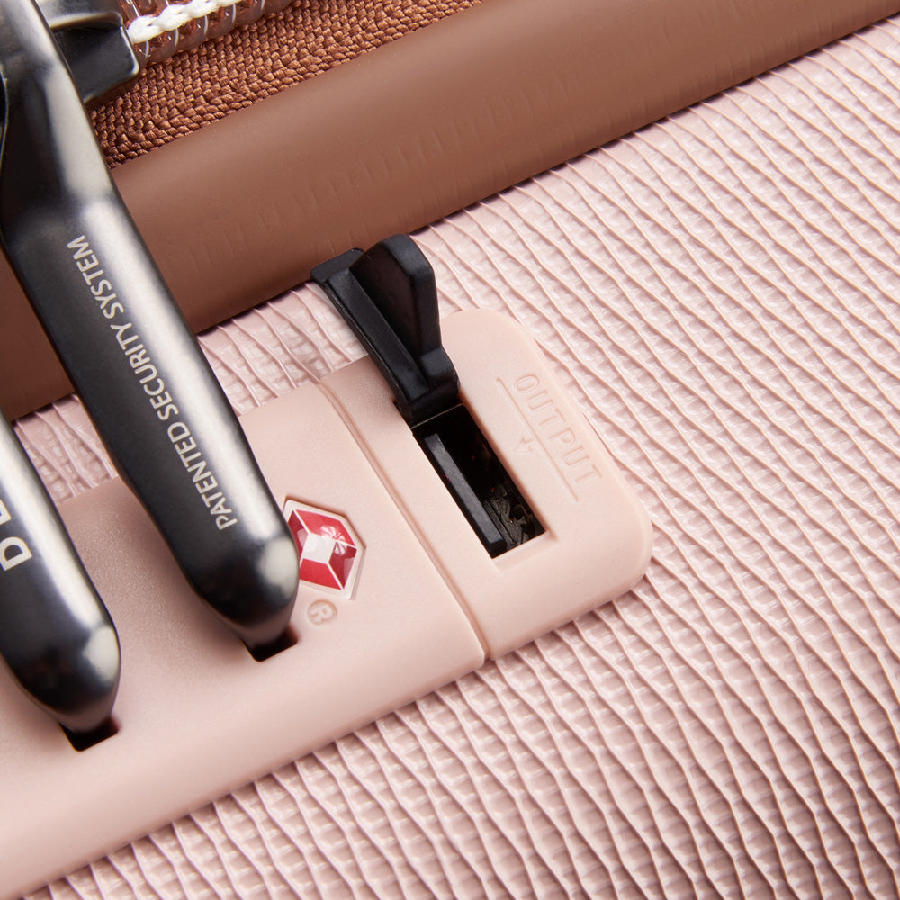 Blush / Carry-on 21 Inch, No Brake