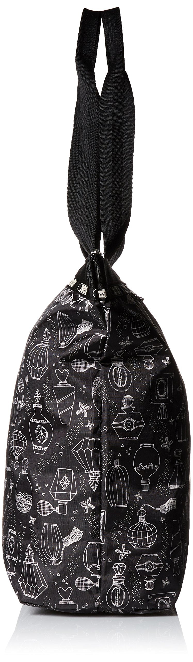 Essence Black Deluxe
