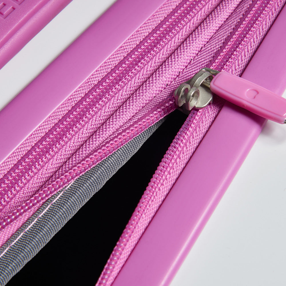 White with Mauve trim / 24 inch Checked Medium